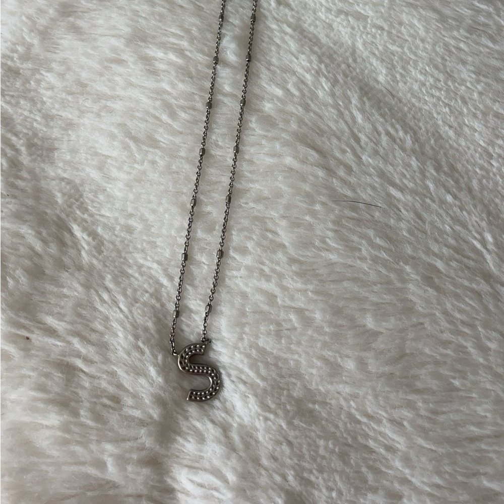 s letter kendra scott necklace